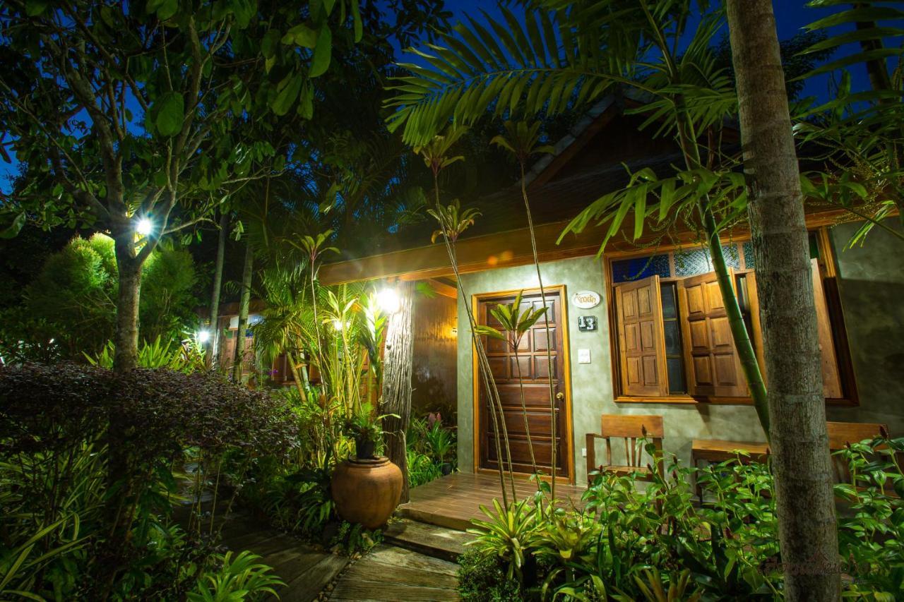 Huen San โรงแรมเฮือนแสนฝาง Villa